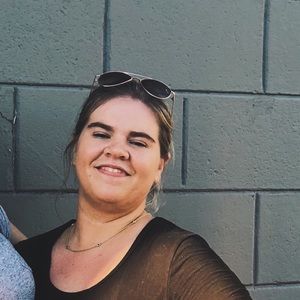 Meet your Posher, Avery